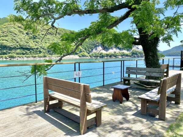 崎津教会の周辺で休憩