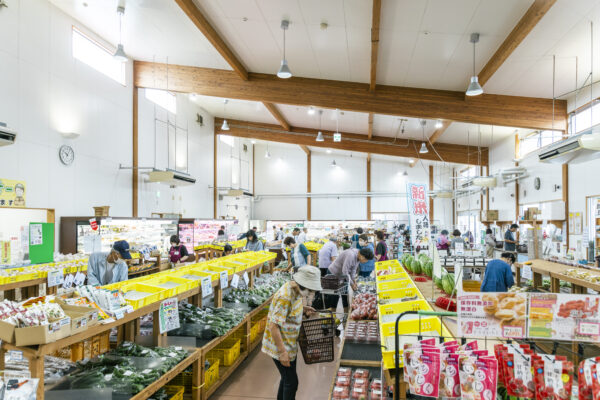 天草とれたて市場店内風景