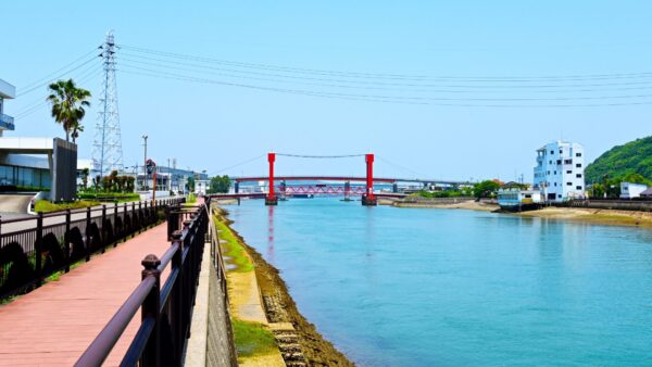 天草の本渡瀬戸歩道橋（赤橋）周辺