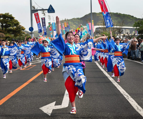 地元に根づく本場の「ハイヤ総踊り」